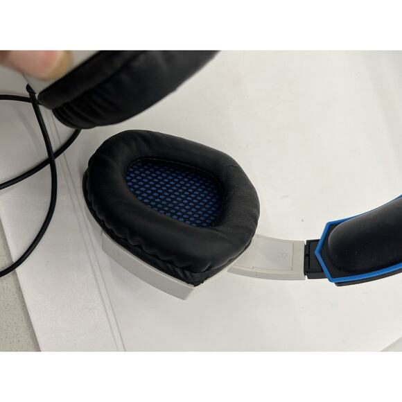 Sades Gaming Headset Sa-920 White Free S/h - Picture 3 of 8